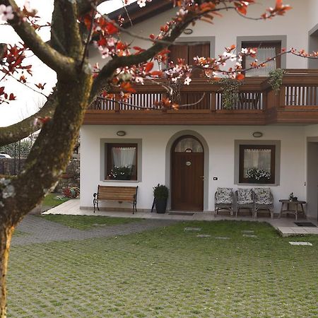 Sentiero Valinis Bed & Breakfast Fanna Ngoại thất bức ảnh