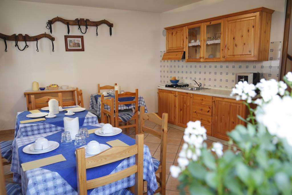 Sentiero Valinis Bed & Breakfast Fanna Ngoại thất bức ảnh